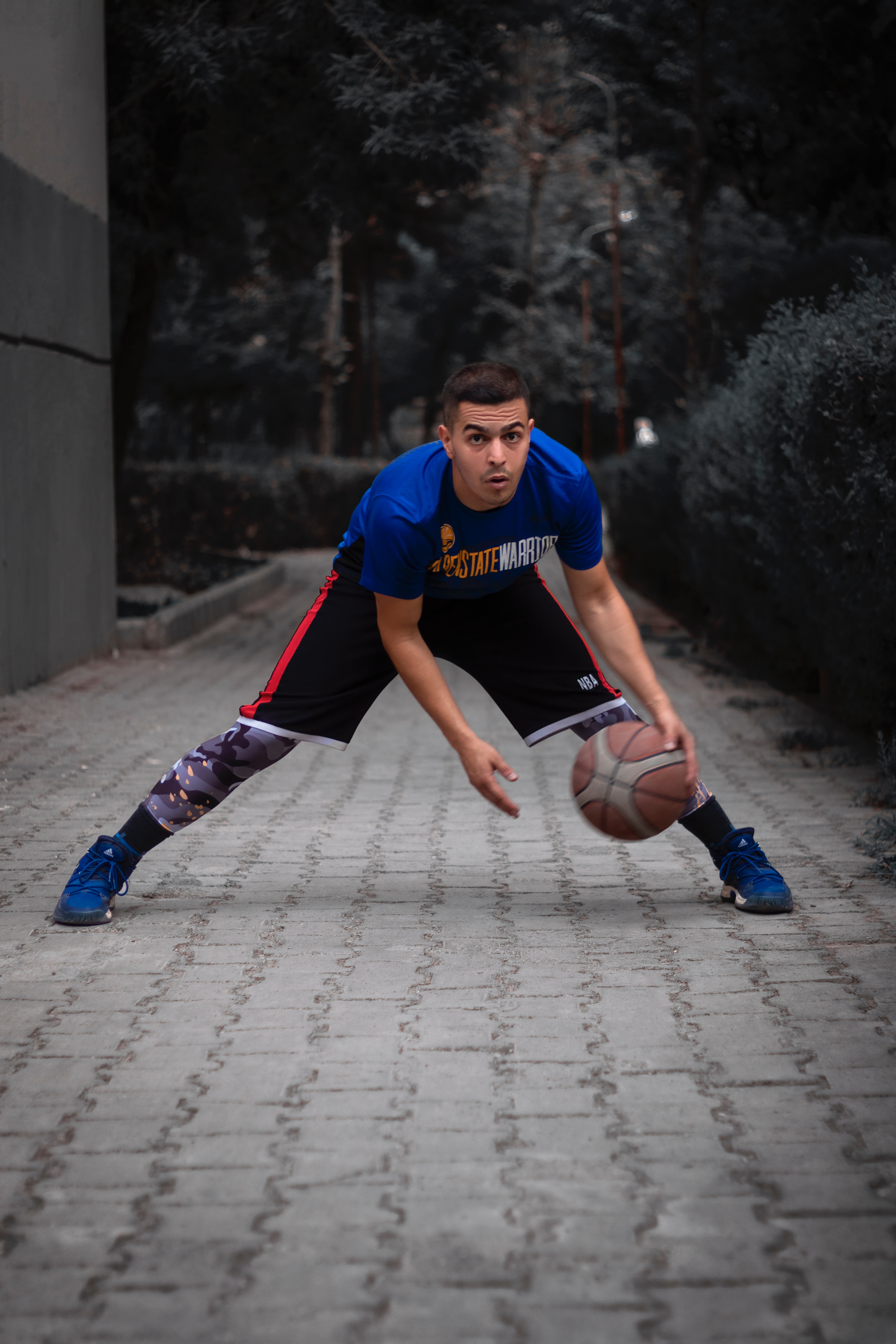basketball playing